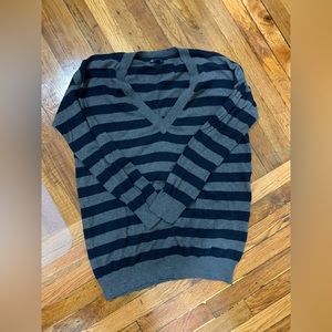 XL Women’s Gap Sweater